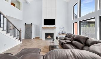 1194 Ninety-Nine Island Rd, Blacksburg, SC 29702