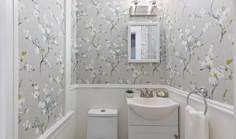 34 Burnett St, Johnston, RI 02919