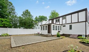 22 Bonad Rd, Boston, MA 02026