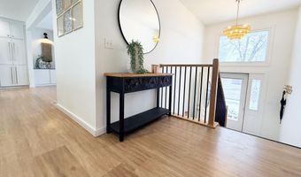 816 NE 18th Ave, Aberdeen, SD 57401
