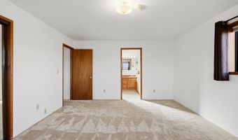 1490 MAIN St, Arlington, OR 97812