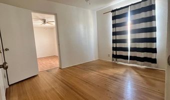 305 MADISON St NE, Albuquerque, NM 87108