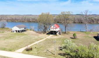 1046 Scenic Ln, Bath Springs, TN 38311