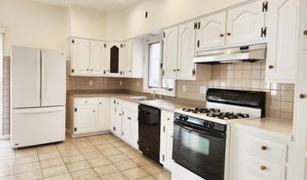 19 Valley Rd A, Cos Cob, CT 06807