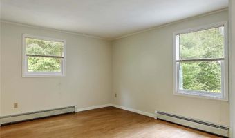 89 Skunk Hill Rd, Hopkinton, RI 02832