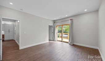 102 Clingman Ave, Asheville, NC 28801