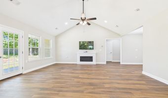 100 Shackleford Dr, Batesville, AR 72501