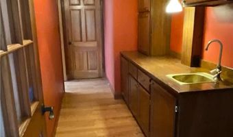 1506 4th St SE, Austin, MN 55912