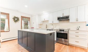 147 Woodville Alton Rd, Hopkinton, RI 02832