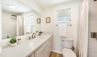 902 Wanaao Rd, Kailua, HI 96734