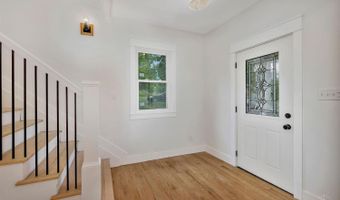6047 Kennedy Ave, Cincinnati, OH 45213
