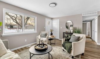12 Faust Ct, Ann Arbor, MI 48108