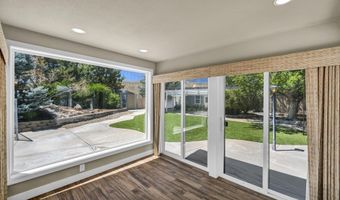 6454 Sierra Vista Ln, Carson City, NV 89701