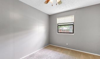 6222 Danbury St, Bel Aire, KS 67220