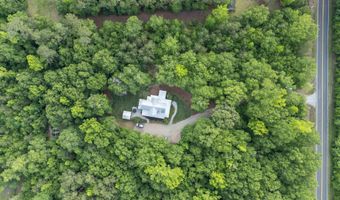 1604 Malvern Hill Dr, Camden, SC 29020