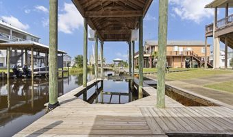 4069 Madagascar St, Bay St. Louis, MS 39520