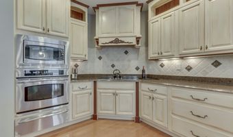 5898 Claybrook Dr, Bargersville, IN 46106