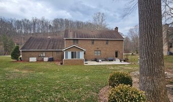 3455 Boy Scout Rd, Ashland, KY 41102