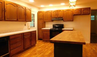 28 Wolf Hollow Rd, Baxter, KY 40806