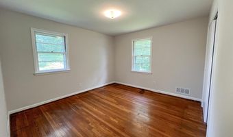 10001 WOODHILL Rd, Bethesda, MD 20817