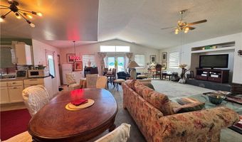 20284 Majestic Dr, Apple Valley, CA 92308
