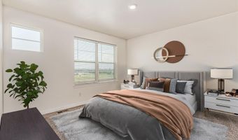 21821 E 7th Ave, Aurora, CO 80018
