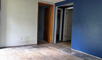411 Hedges St, Ashville, OH 43103