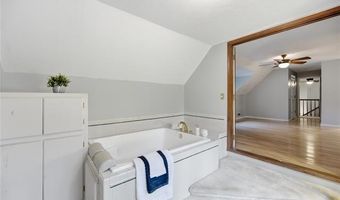 401 E Main St, Adair, OK 74330