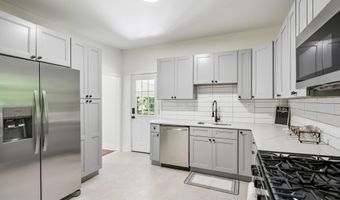 2289 ALMIRA Ave, Atco, NJ 08004