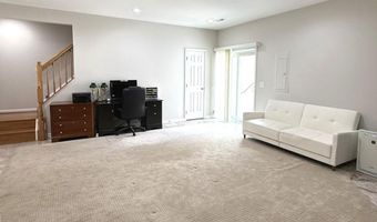 5287 BALLYCASTLE Cir, Alexandria, VA 22315