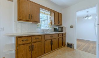 868 Davies Ave, Akron, OH 44306