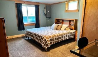4667 Johnny Cake Ln, Albion, NY 14411
