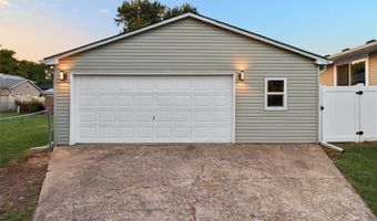 106 12th Ave NW, Altoona, IA 50009