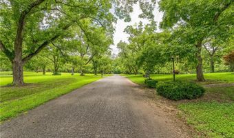 113 Heatherwood Ln, Barnesville, GA 30204