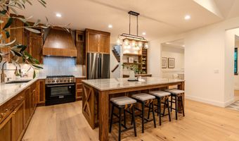21054 E Country Club Rd, Brightwood, OR 97011