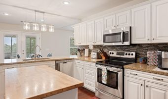 6053 N Central Ave, Batesville, AR 72501
