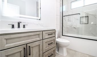 19299 Roanoke Rd, Apple Valley, CA 92307