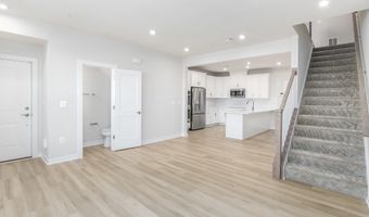44514 WOLFHOUND Sq, Ashburn, VA 20147