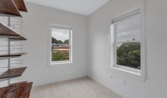 1240 4TH St NW 300, Washington, DC 20001