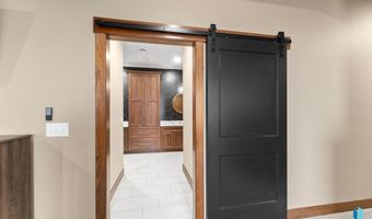 25953 481st Ave, Brandon, SD 57005