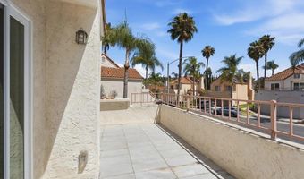 2174 Villa Sonoma Gln, Escondido, CA 92029