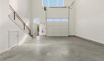 55 John Clarke Rd 3, Middletown, RI 02842