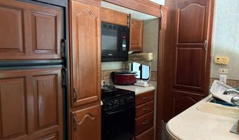 9713 E Birch Rd, Bloomfield, IN 47424