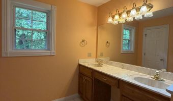 206 Meadow Ridge Dr, Bardstown, KY 40004