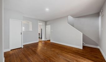 213 DAWSON St, Philadelphia, PA 19128