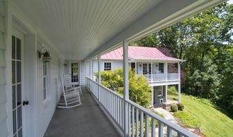 90 Taylor Ln, Alderson, WV 24910