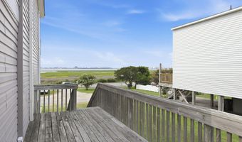 1116 E Fort Macon Rd, Atlantic Beach, NC 28512