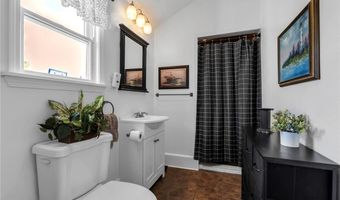 1371 Exchange St, Alden, NY 14004