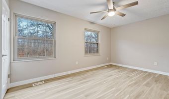 319 Berry Ln, Barboursville, WV 25504