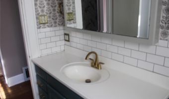 2701 Watalee St, Alton, IL 62002